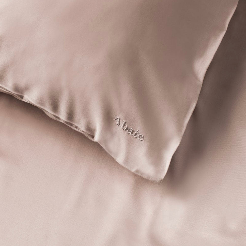 rosa.sengetøy.detaljet.abate.dustypink.duxiana